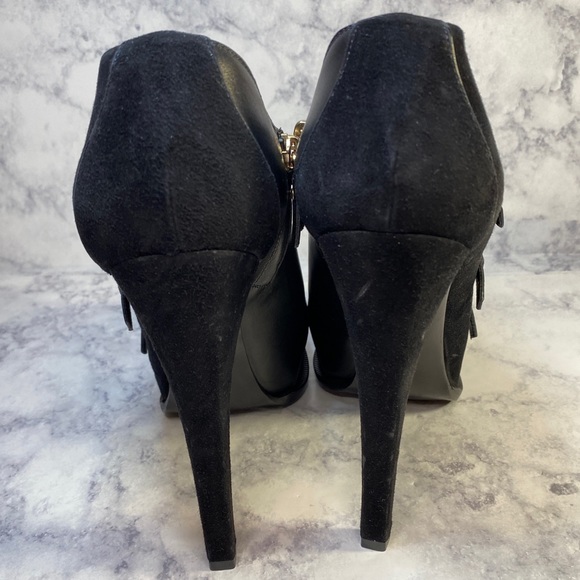 Louis Vuitton Leather & Suede Peep Toe Heeled Booties 38.5 - Picture 6 of 12